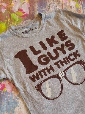 Graphic T .. Ladies Small .. Guys with Thick Glasses .. NWOT